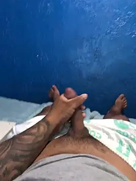 Alangostoso092 online show from November 1, 6:21 pm