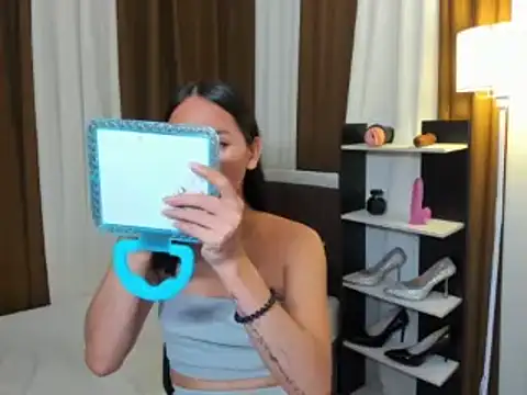 Snapshot of Sedictive_Samantha chatting on November 18, 10:36 pm Sedictive Samantha online show from November 18, 10:36 pm