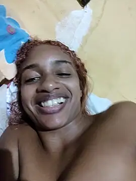 Snapshot of Barbiefox24 chatting on November 14, 1:59 am Barbiefox24 online show from November 14, 1:59 am