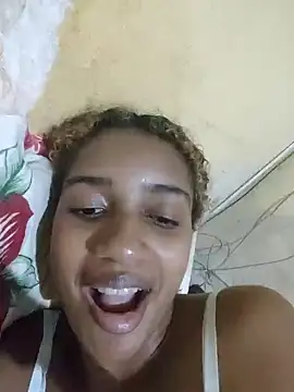 Snapshot of Barbiefox24 chatting on February 23, 10:18 pm Barbiefox24 online show from February 23, 10:18 pm