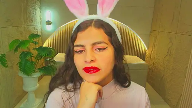 Snapshot of dany_r_ chatting on December 15, 12:53 pm dany r online show from December 15, 12:53 pm