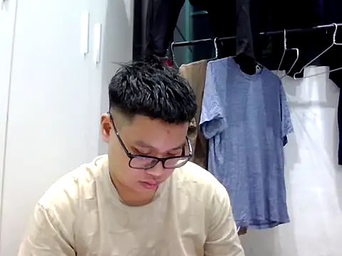 loveninja online show from March 3, 12:44 pm