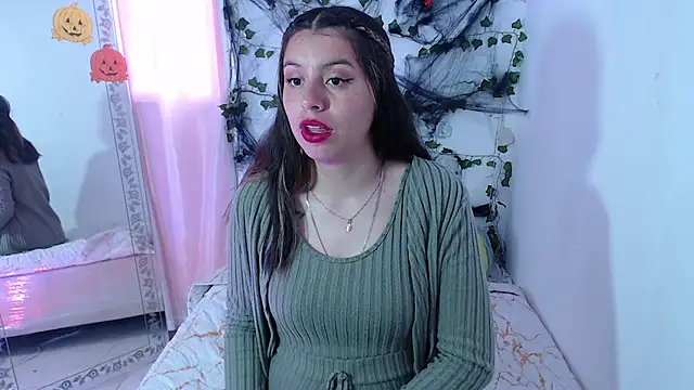 kamillew online show from October 22, 12:27 pm