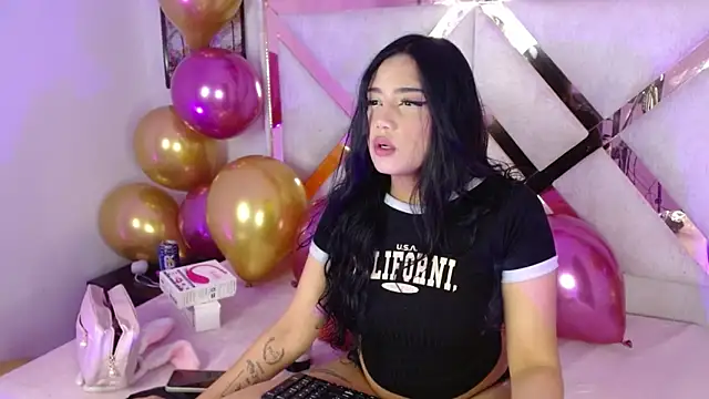 ladymooncs online show from January 13, 4:40 am