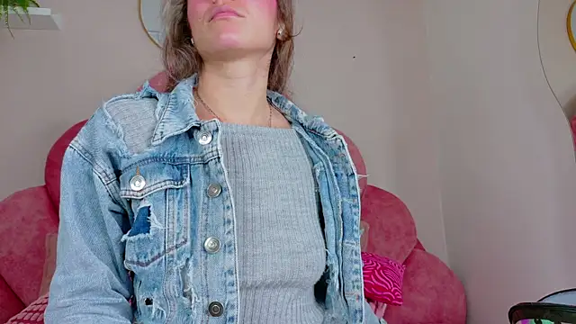 MyApril   online show from January 10, 11:45 am