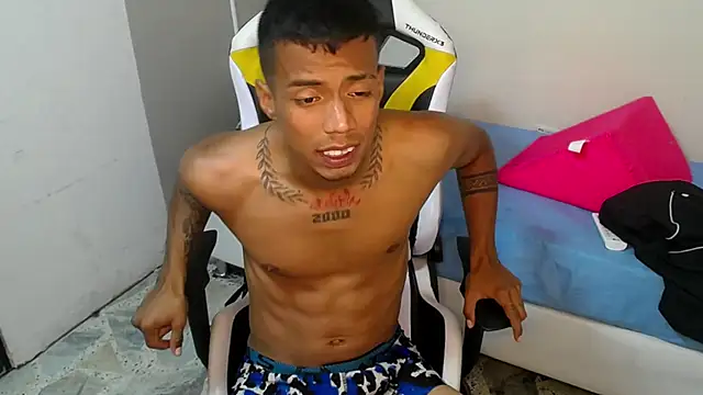 Nando coll online show from November 8, 6:18 pm