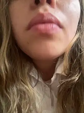 Aphrill online show from December 2, 8:59 pm