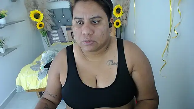 Snapshot of hotlesby_valery chatting on October 6, 7:11 pm hotlesby valery online show from October 6, 7:11 pm