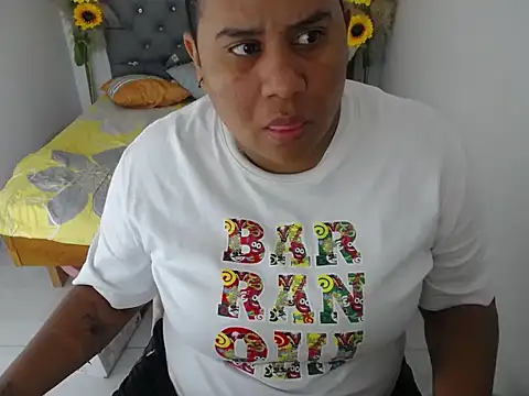 hotlesby valery online show from February 13, 12:01 pm