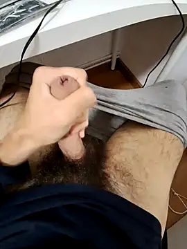 Snapshot of mecumming2 chatting on September 19, 10:27 am mecumming2 online show from September 19, 10:27 am