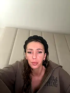 Scotishminx25 online show from October 11, 2:15 pm