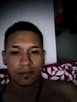 Snapshot of Mohamedxxx13 chatting on October 3, 5:04 am Mohamedxxx13 online show from October 3, 5:04 am