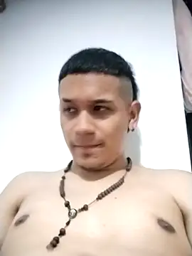 Snapshot of Mohamedxxx13 chatting on October 10, 12:09 am Mohamedxxx13 online show from October 10, 12:09 am