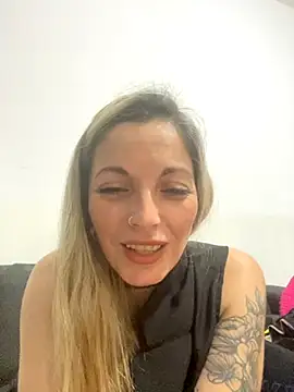 Snapshot of julietacollins11 chatting on September 24, 4:49 am julietacollins11 online show from September 24, 4:49 am