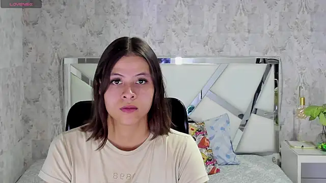 Snapshot of sarita_princess7 chatting on November 24, 8:08 pm sarita princess7 online show from November 24, 8:08 pm