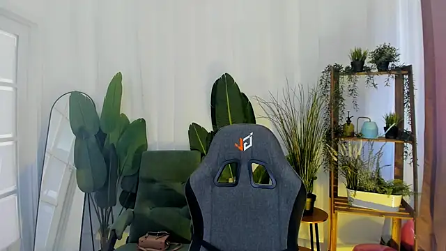 IndigoFae online show from July 27, 4:19 am