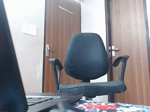 muskaan8400 online show from November 14, 7:40 am