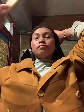 Halyy xx online show from February 19, 1:12 am