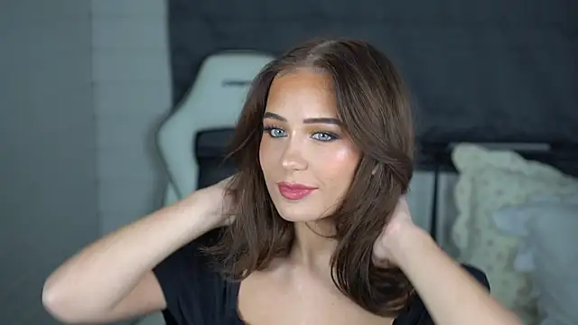 Snapshot of Peachxlush chatting on October 7, 8:28 pm Peachxlush online show from October 7, 8:28 pm