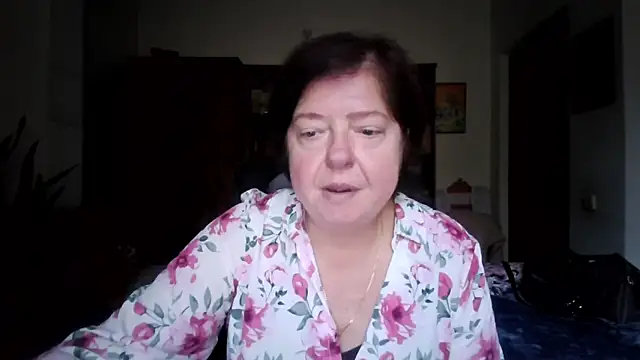 Snapshot of Violet_Pulse chatting on October 29, 12:18 pm Violet Pulse online show from October 29, 12:18 pm