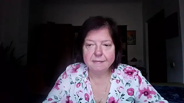 Snapshot of Violet_Pulse chatting on November 11, 8:47 am Violet Pulse online show from November 11, 8:47 am