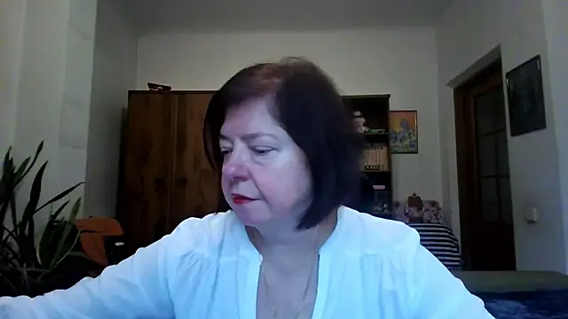 Snapshot of Violet_Pulse chatting on November 27, 10:50 am Violet Pulse online show from November 27, 10:50 am