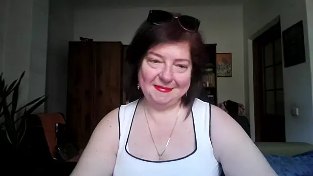 Violet Pulse online show from April 28, 1:16 pm
