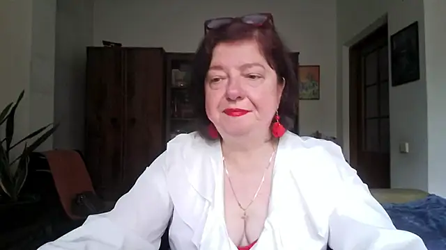 Snapshot of Violet_Pulse chatting on June 8, 8:58 am Violet Pulse online show from June 8, 8:58 am