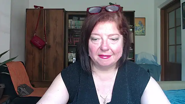 Snapshot of Violet_Pulse chatting on June 26, 11:14 am Violet Pulse online show from June 26, 11:14 am