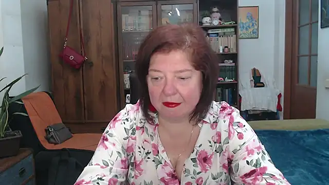 Snapshot of Violet_Pulse chatting on June 27, 7:19 pm Violet Pulse online show from June 27, 7:19 pm