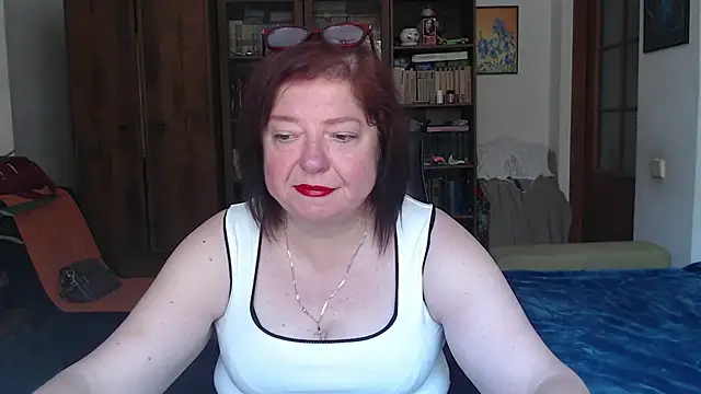 Snapshot of Violet_Pulse chatting on July 3, 8:10 am Violet Pulse online show from July 3, 8:10 am