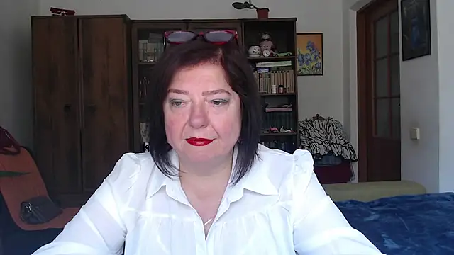 Snapshot of Violet_Pulse chatting on July 6, 8:11 am Violet Pulse online show from July 6, 8:11 am