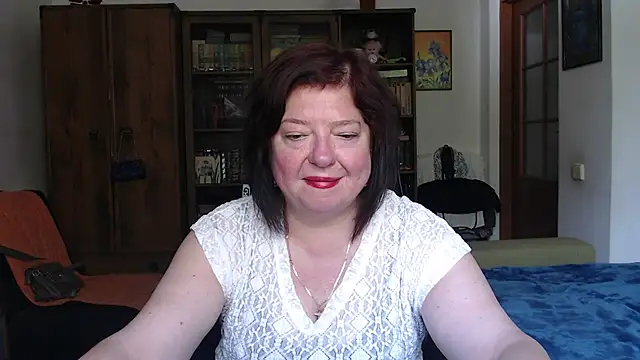 Snapshot of Violet_Pulse chatting on July 14, 10:21 am Violet Pulse online show from July 14, 10:21 am