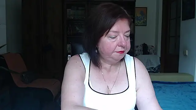 Snapshot of Violet_Pulse chatting on July 24, 8:34 am Violet Pulse online show from July 24, 8:34 am