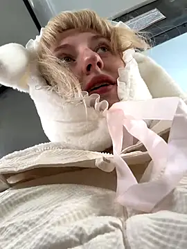 RonnieKiss online show from October 4, 3:59 am