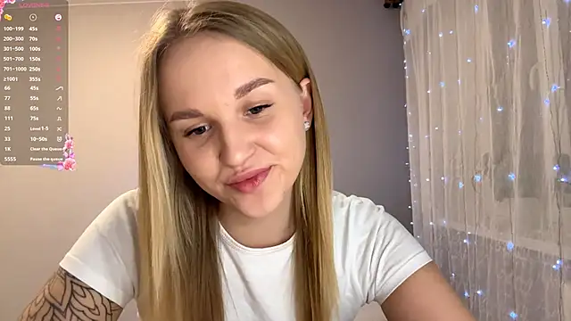 TanekaBoitel online show from December 14, 2:55 pm