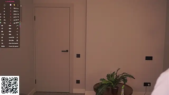 AdrianaCoenen online show from October 20, 6:08 pm