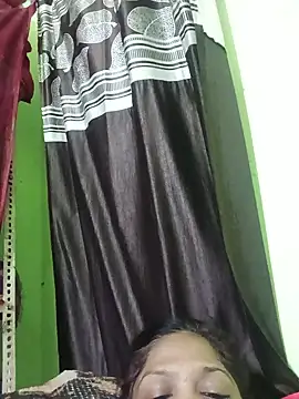 Snapshot of Mona_darling21 chatting on May 30, 5:26 am Mona darling21 online show from May 30, 5:26 am