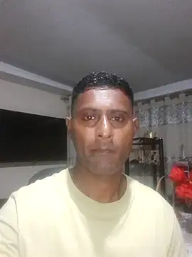 kingVibeX online show from November 16, 8:03 pm