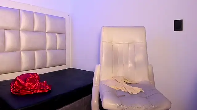 peyton  wat online show from January 14, 11:49 am