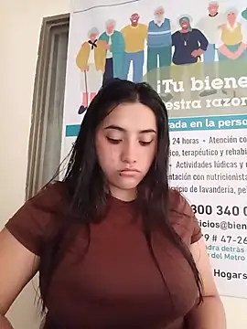 Snapshot of ANDREA-10_ chatting on May 19, 2:56 pm ANDREA-10 online show from May 19, 2:56 pm