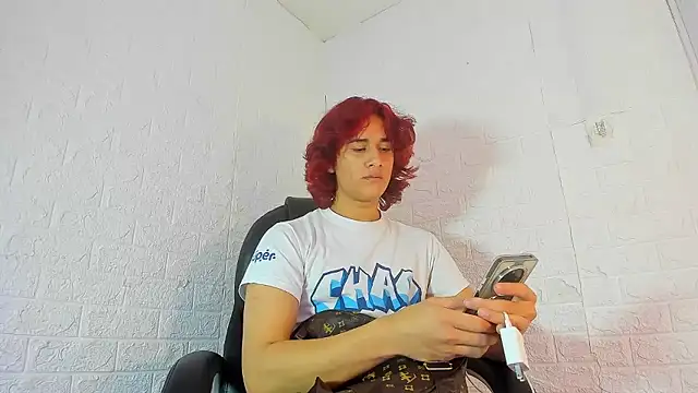 Snapshot of Marian_Cristal chatting on January 6, 2:59 am Marian Cristal online show from January 6, 2:59 am