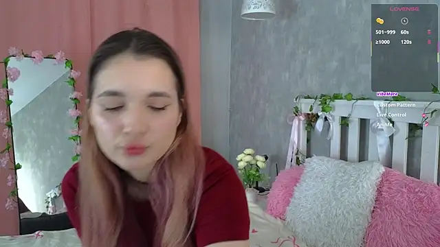 Snapshot of vivyboo111 chatting on July 30, 7:24 pm vivyboo111 online show from July 30, 7:24 pm