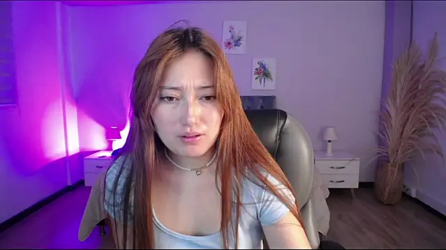 Samara Hilton 2 online show from December 4, 7:33 pm