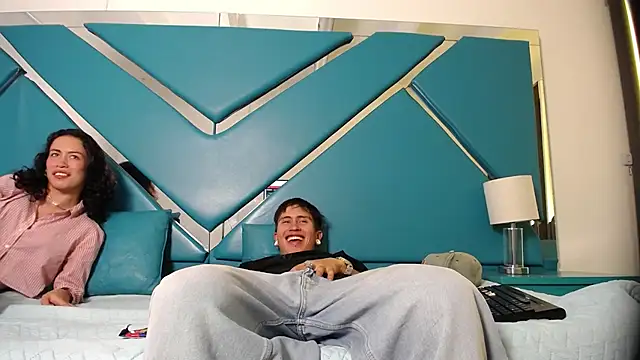 Snapshot of oblivionlove chatting on November 21, 6:50 pm oblivionlove online show from November 21, 6:50 pm