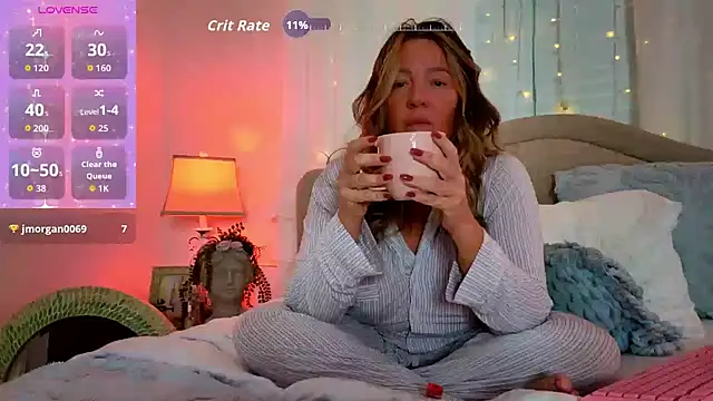 Snapshot of STIFFLERSMOMM chatting on September 20, 11:55 am STIFFLERSMOMM online show from September 20, 11:55 am