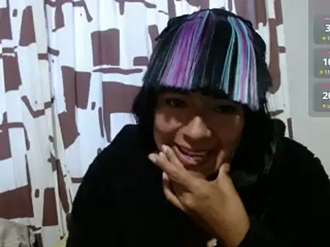 Snapshot of Acelinrose chatting on May 18, 10:59 pm Acelinrose online show from May 18, 10:59 pm