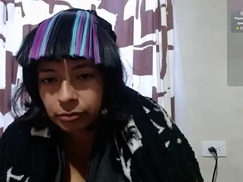 Snapshot of Acelinrose chatting on May 28, 10:51 pm Acelinrose online show from May 28, 10:51 pm