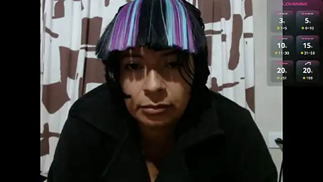 Snapshot of Acelinrose chatting on June 16, 12:46 am Acelinrose online show from June 16, 12:46 am