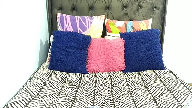 Dandelion enigman online show from November 5, 11:27 pm